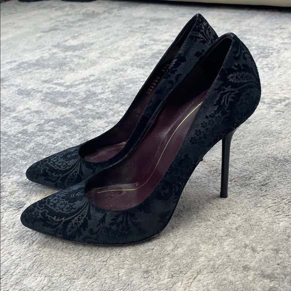 Gucci Noah Embossed Floral Brocade Pumps Stiletto Pointed Toe Sz 37.5 - Picture 3 of 15